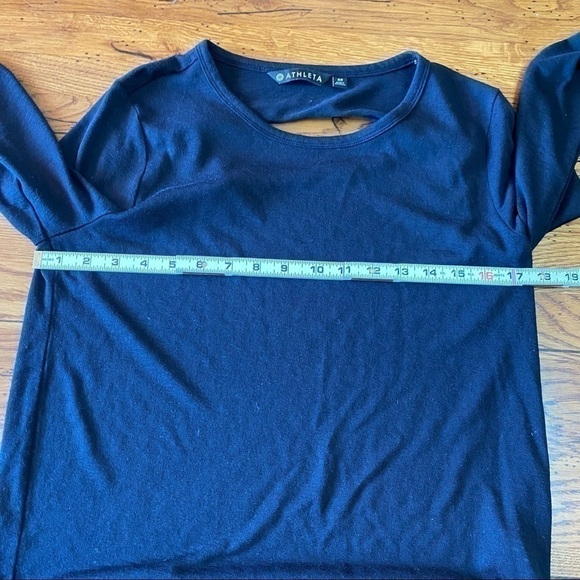 𝅺athleta long sleeve shirt - Picture 4 of 5